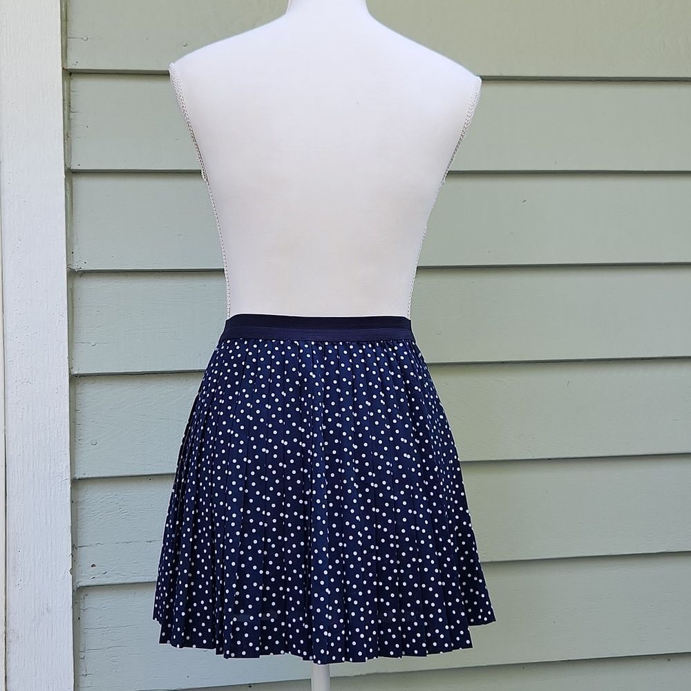 H&M Divided Polka Dot Mini Skirt - Picture 2 of 4